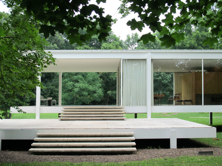 Farnsworth House Plano, Illinois, USA | OutThere magazine