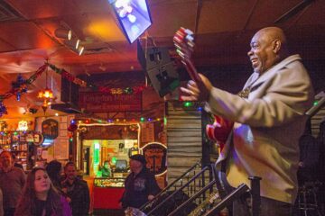 Musician Lurie Bell plays at Kingston Mines, Illinois