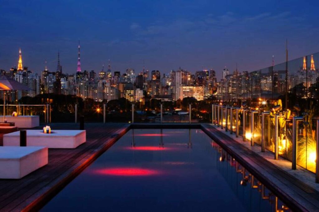 Hotel Unique Sao Paulo rooftop by night