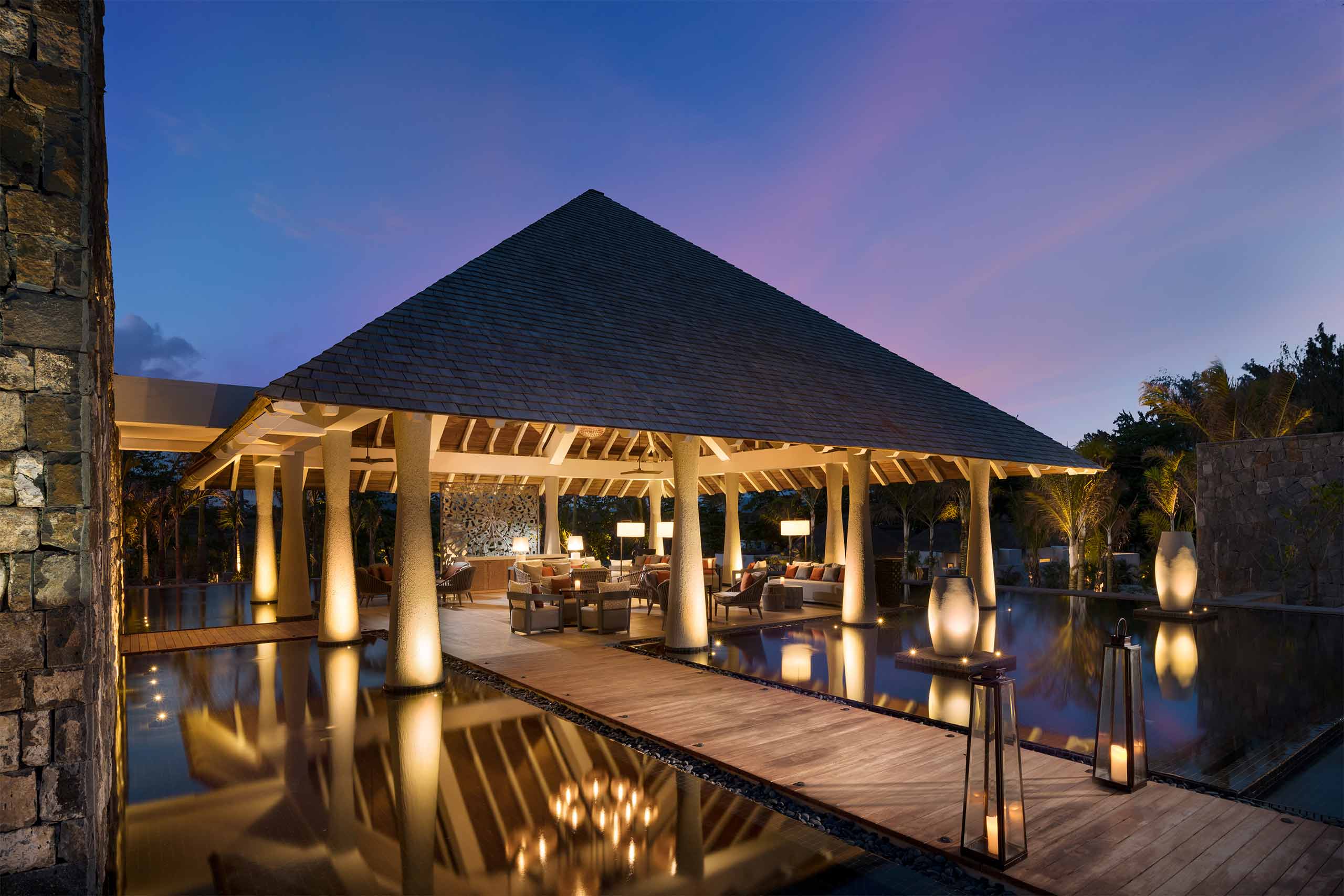 Hotel entrance, Anantara Iko Mauritius Resort & Villas, Mauritius