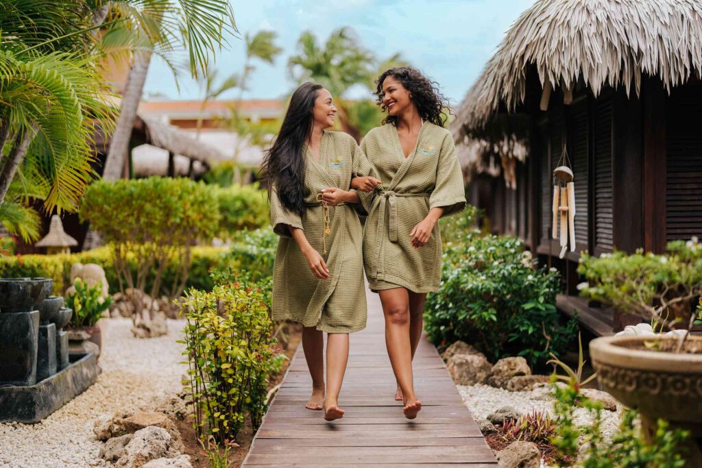 Lesbian couple at resort in Aruba