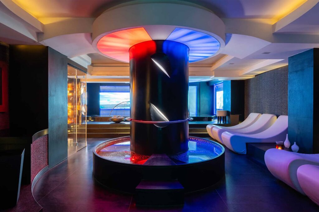 LA SPA Sisley Paris with neon lights