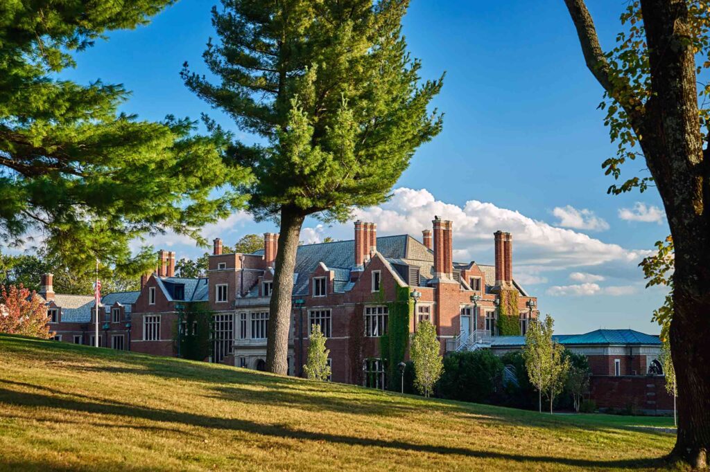 Exterior view of Pendry Natirar, New Jersey, USA, an answer to the question of where to travel in 2025